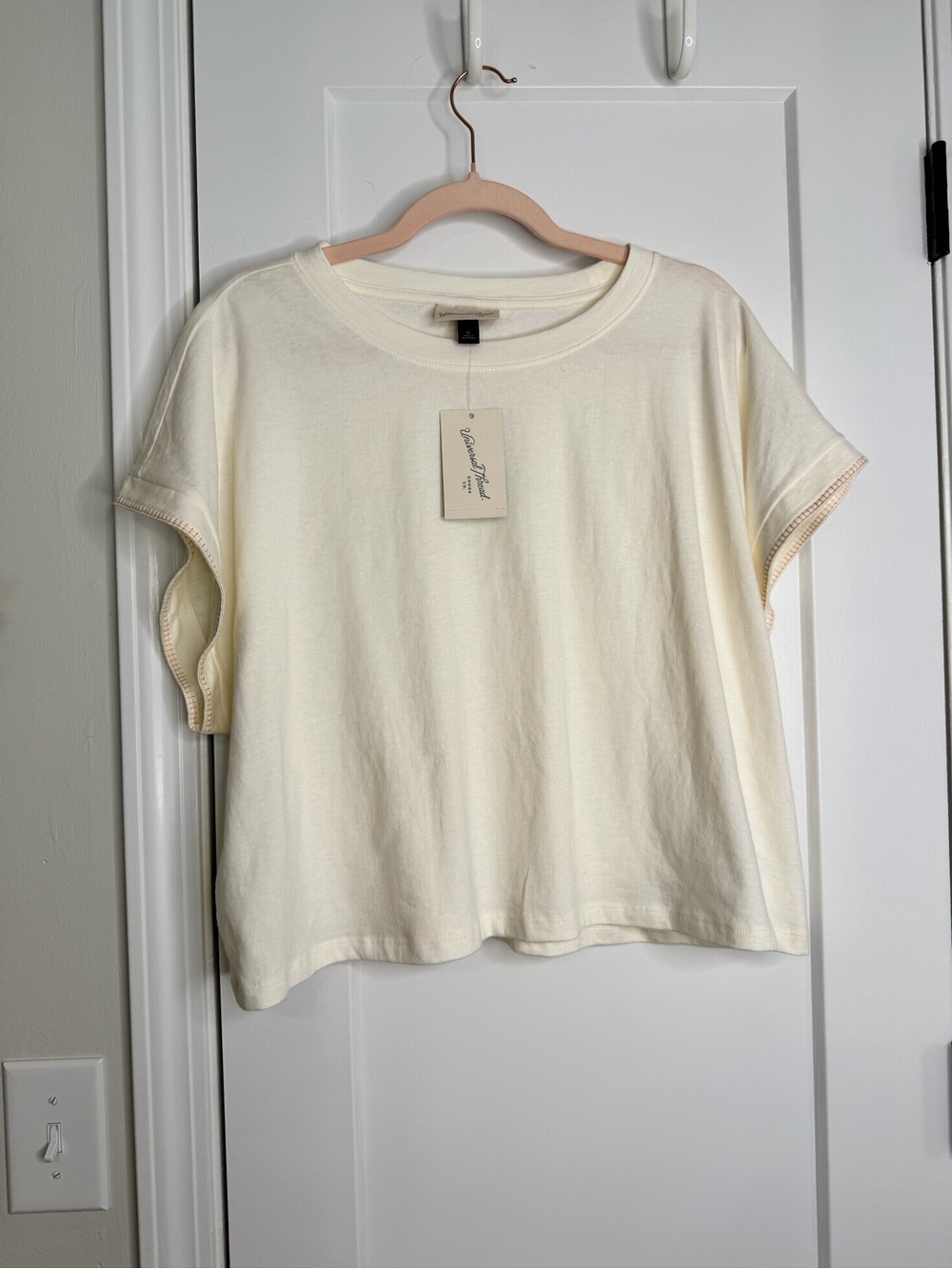 Universal Threads Ivory Oversized Cropped Top